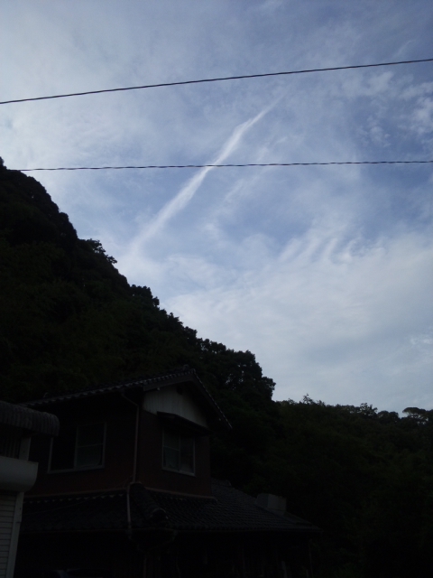 No.9996-1 地震雲