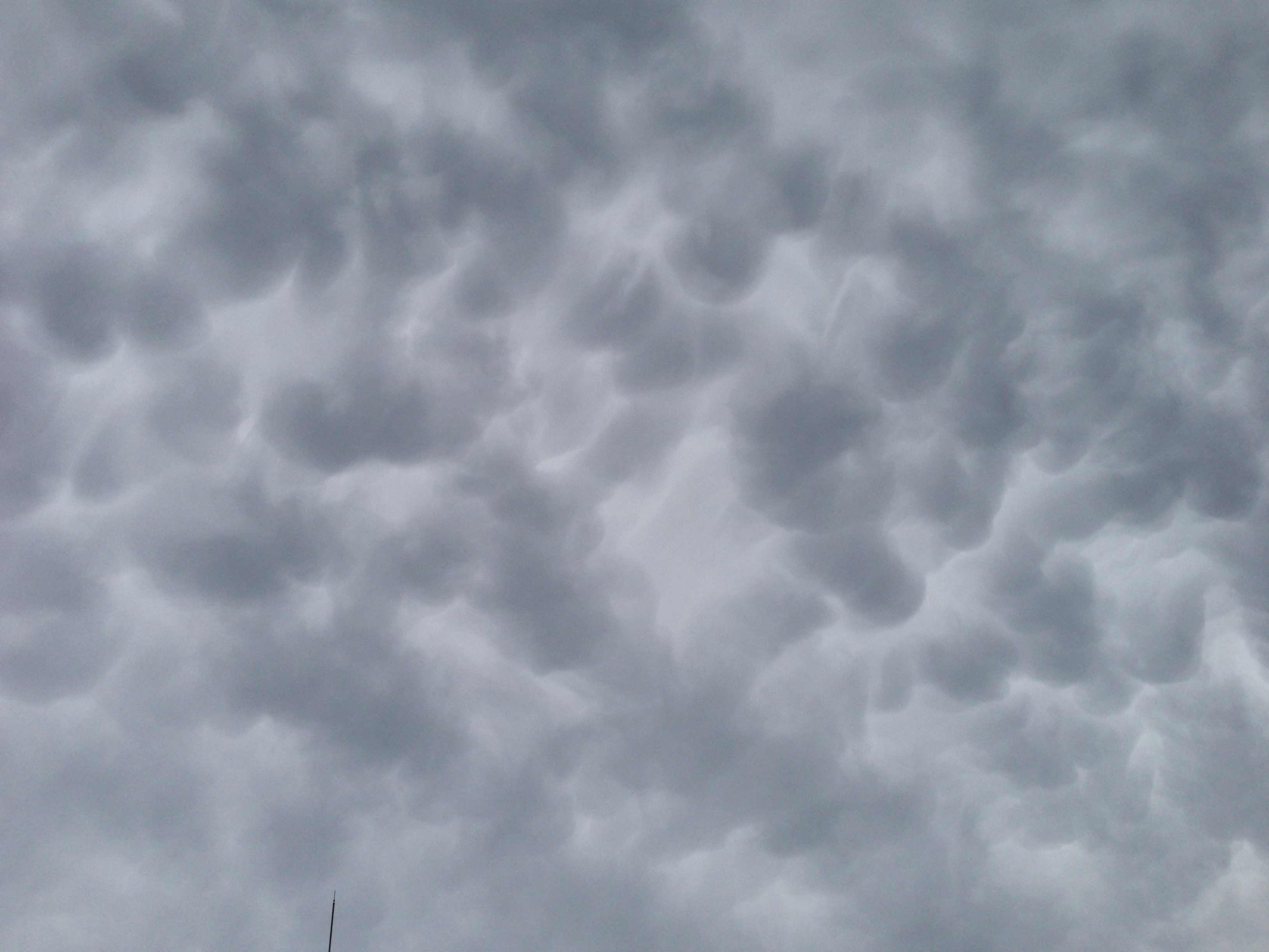 No.10039-1 地震雲