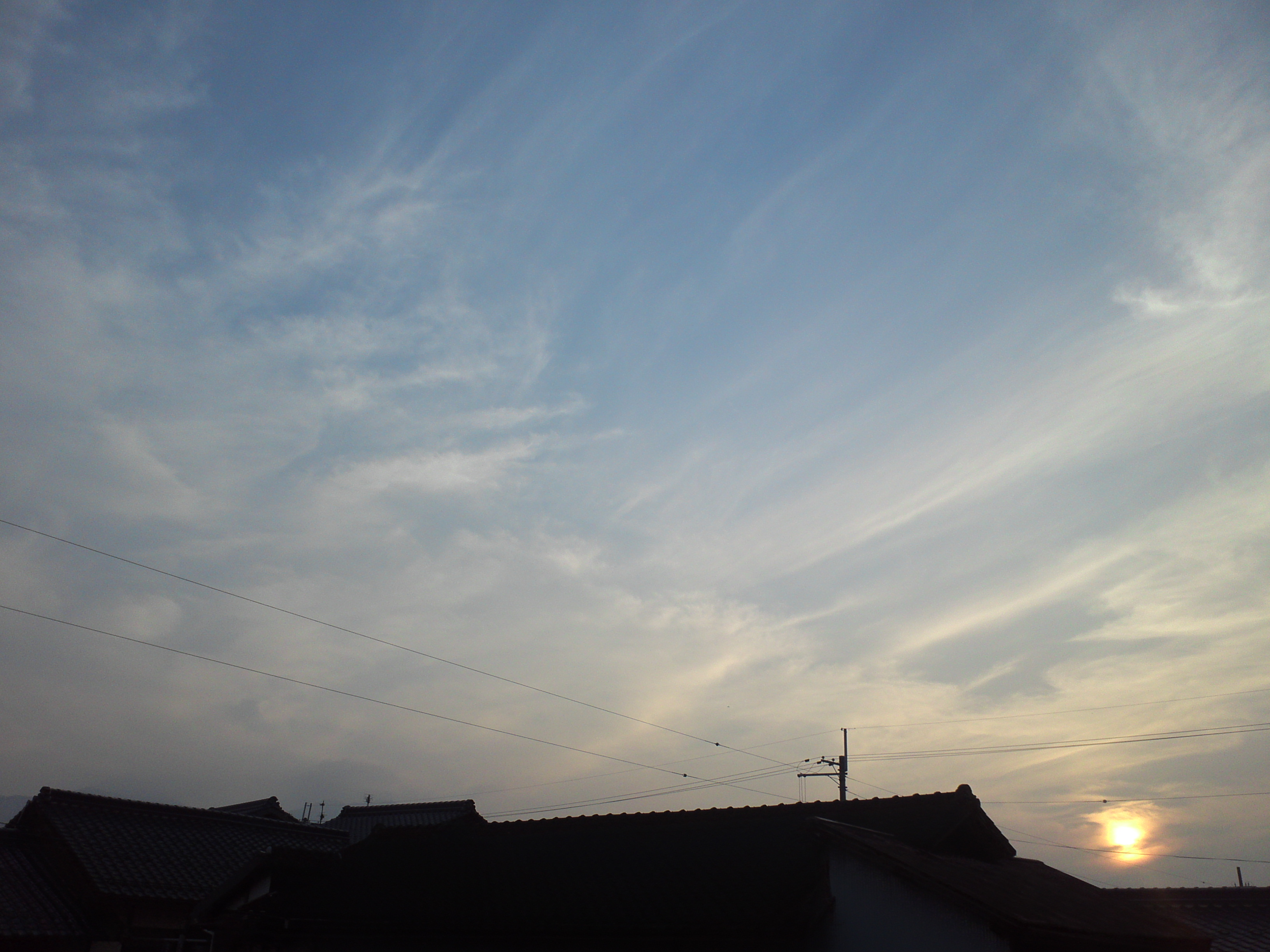 No.10194-1 地震雲