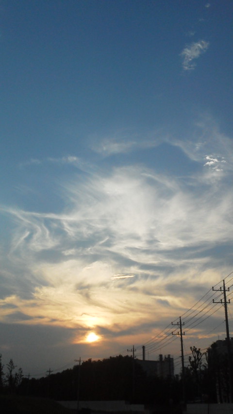 No.10228-1 地震雲