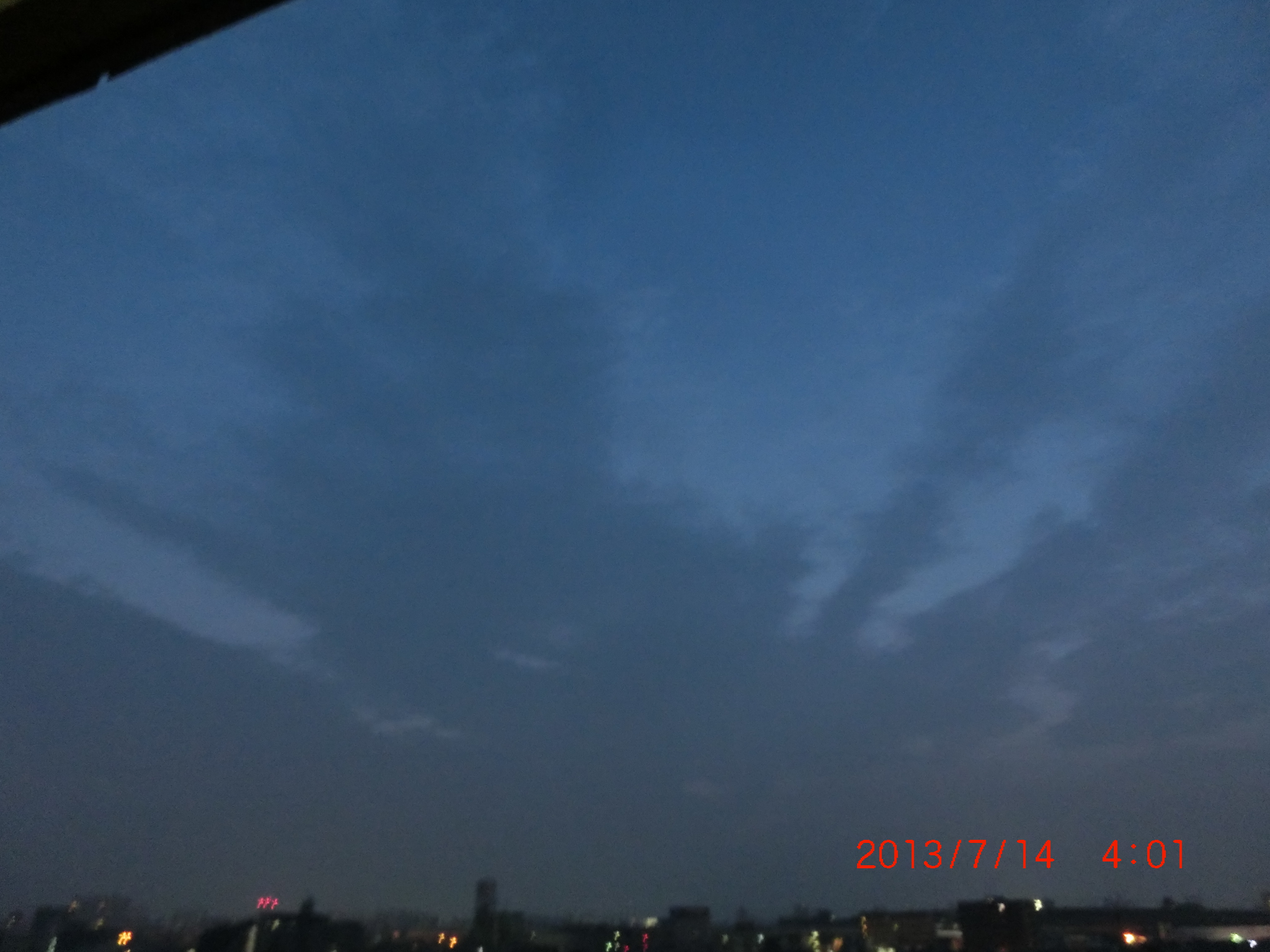 No.10302-1 地震雲