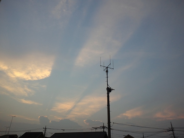 No.10327-1 地震雲