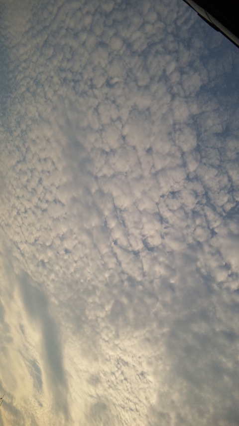 No.10416-1 地震雲