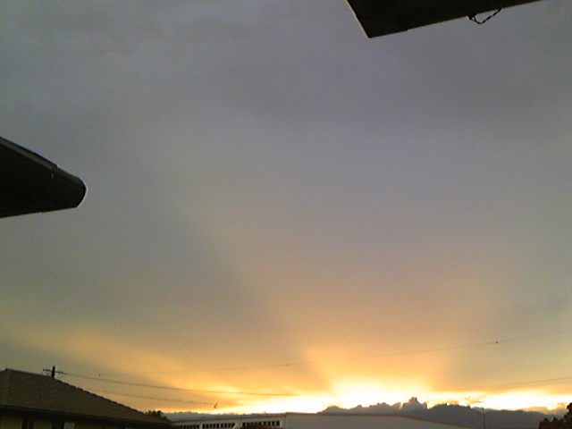 No.10440-1 地震雲