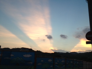 No.10446-1 地震雲