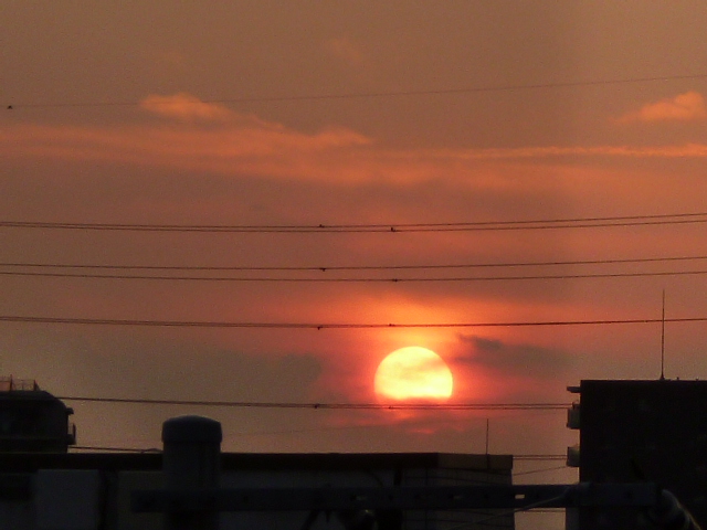 No.10530-1 地震雲