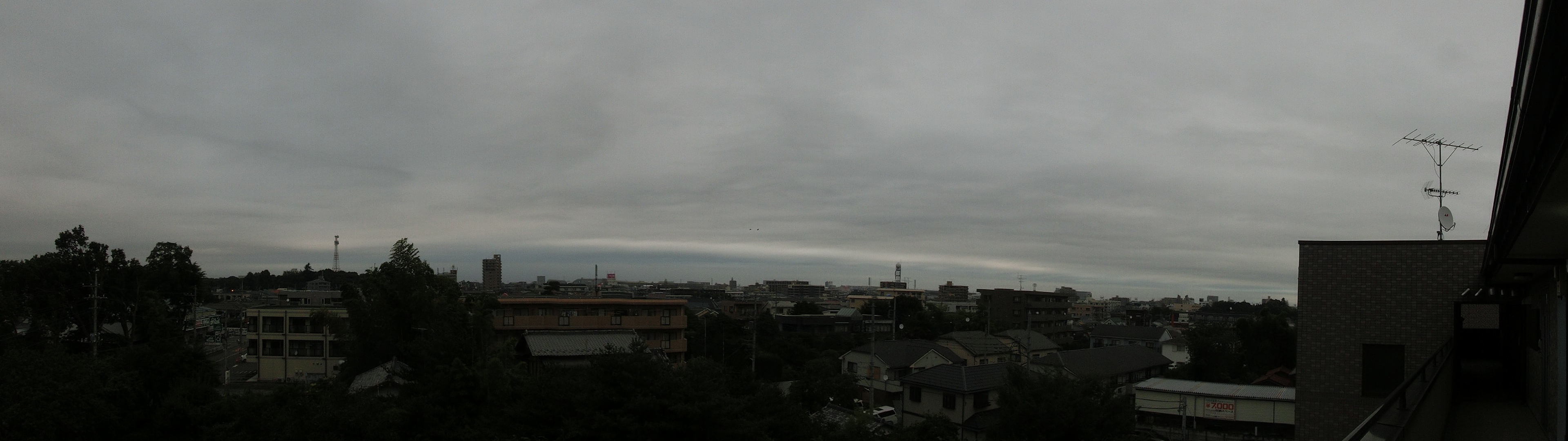 No.10805-1 地震雲