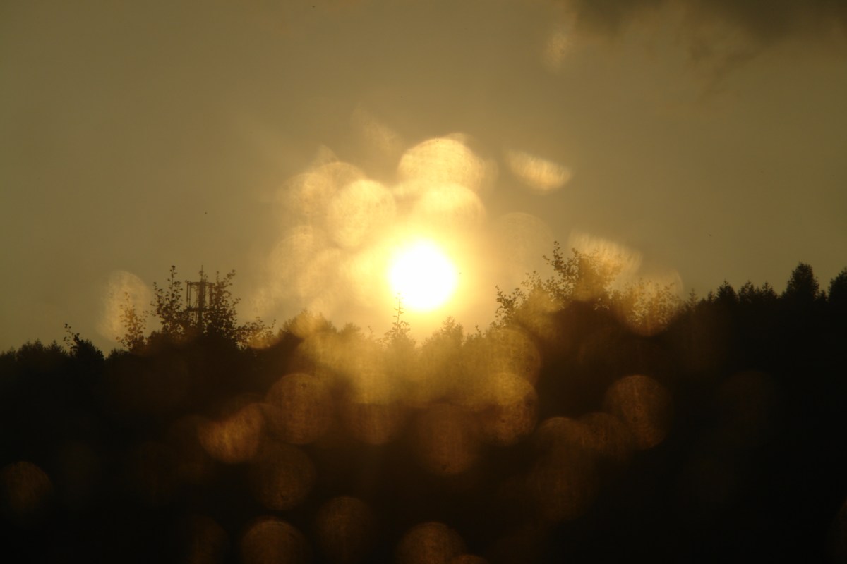 No.11054-1 地震雲