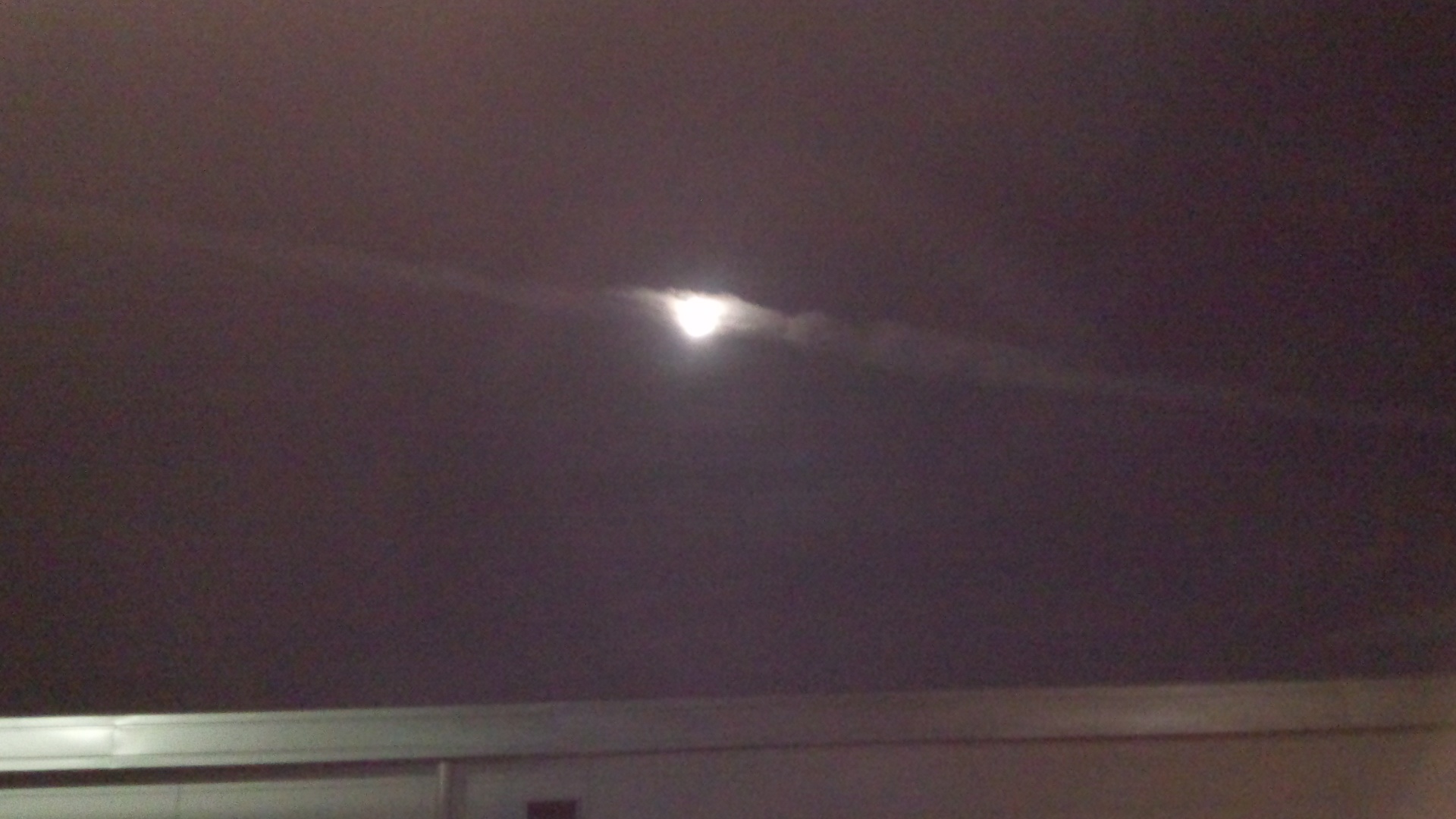 No.11110-1 地震雲