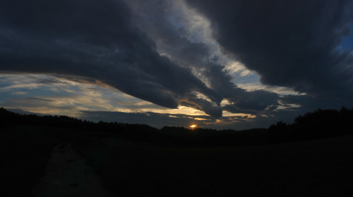 No.11550-1 地震雲