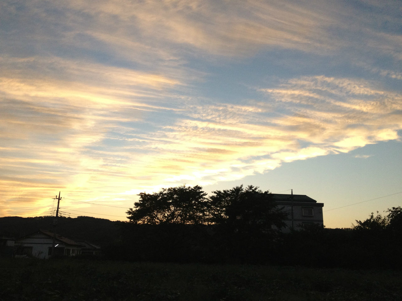 No.12077-1 地震雲