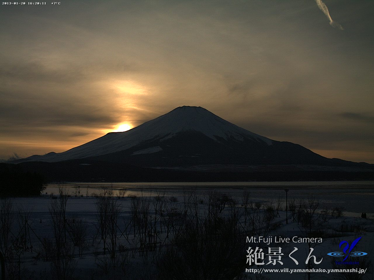 No.12419-1 地震雲