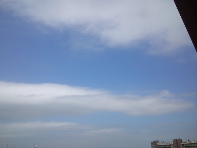 No.12435-1 地震雲