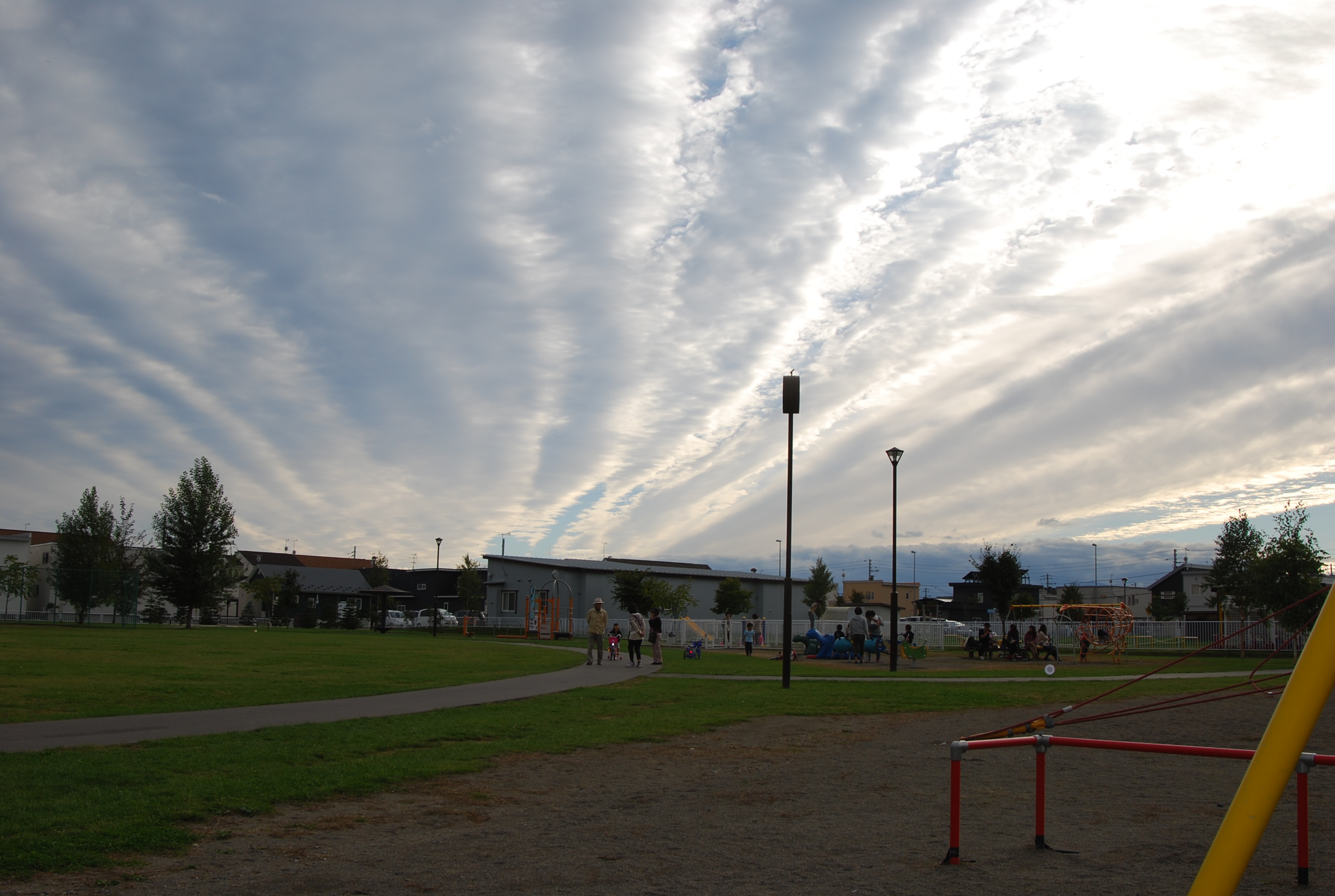 No.12551-1 地震雲