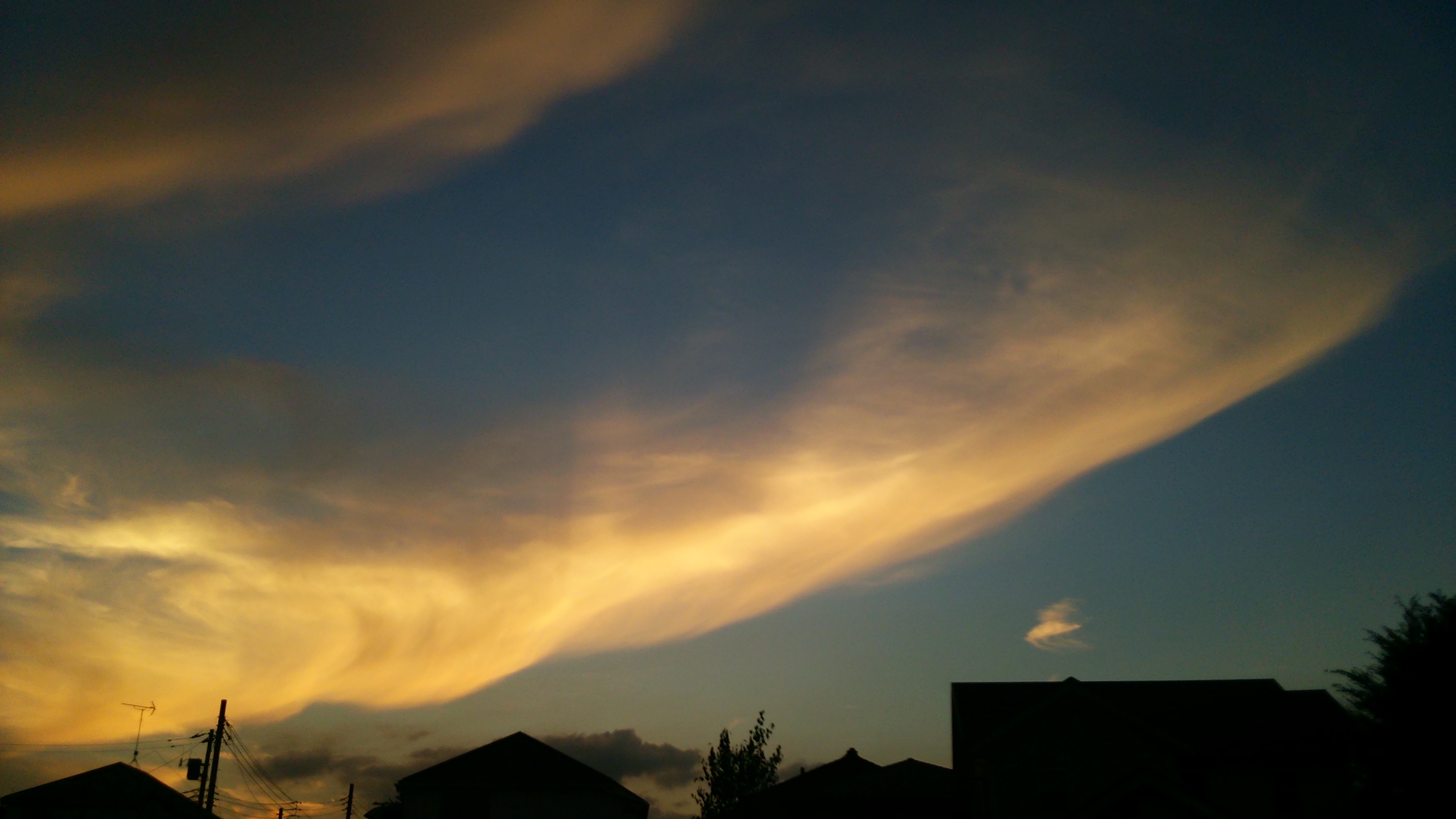 No.12555-1 地震雲