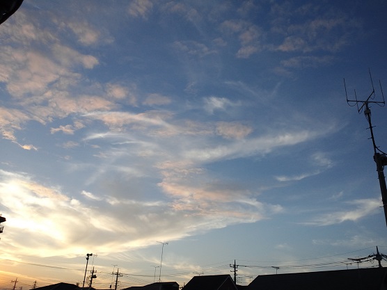 No.12590-1 地震雲