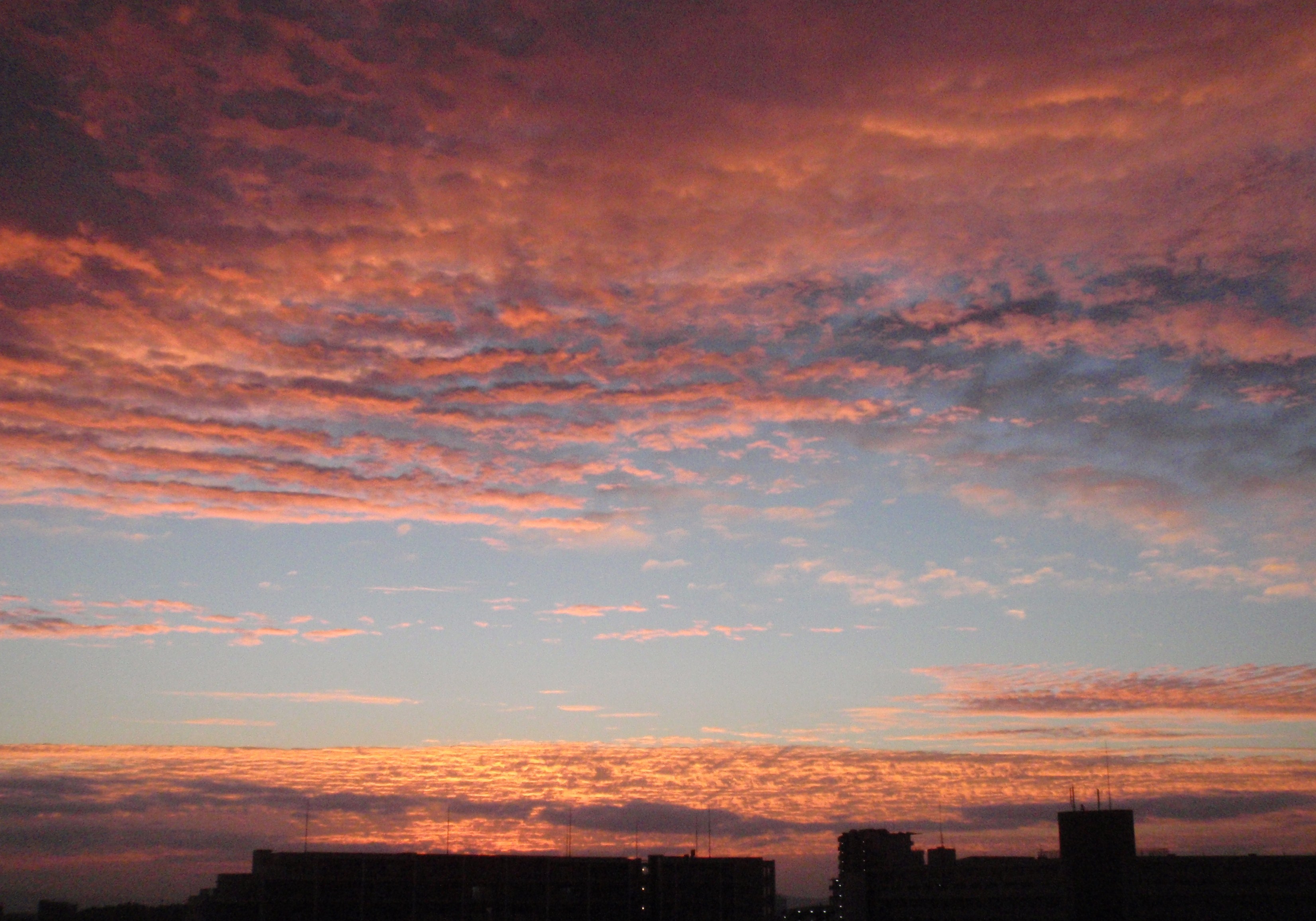 No.12615-1 地震雲