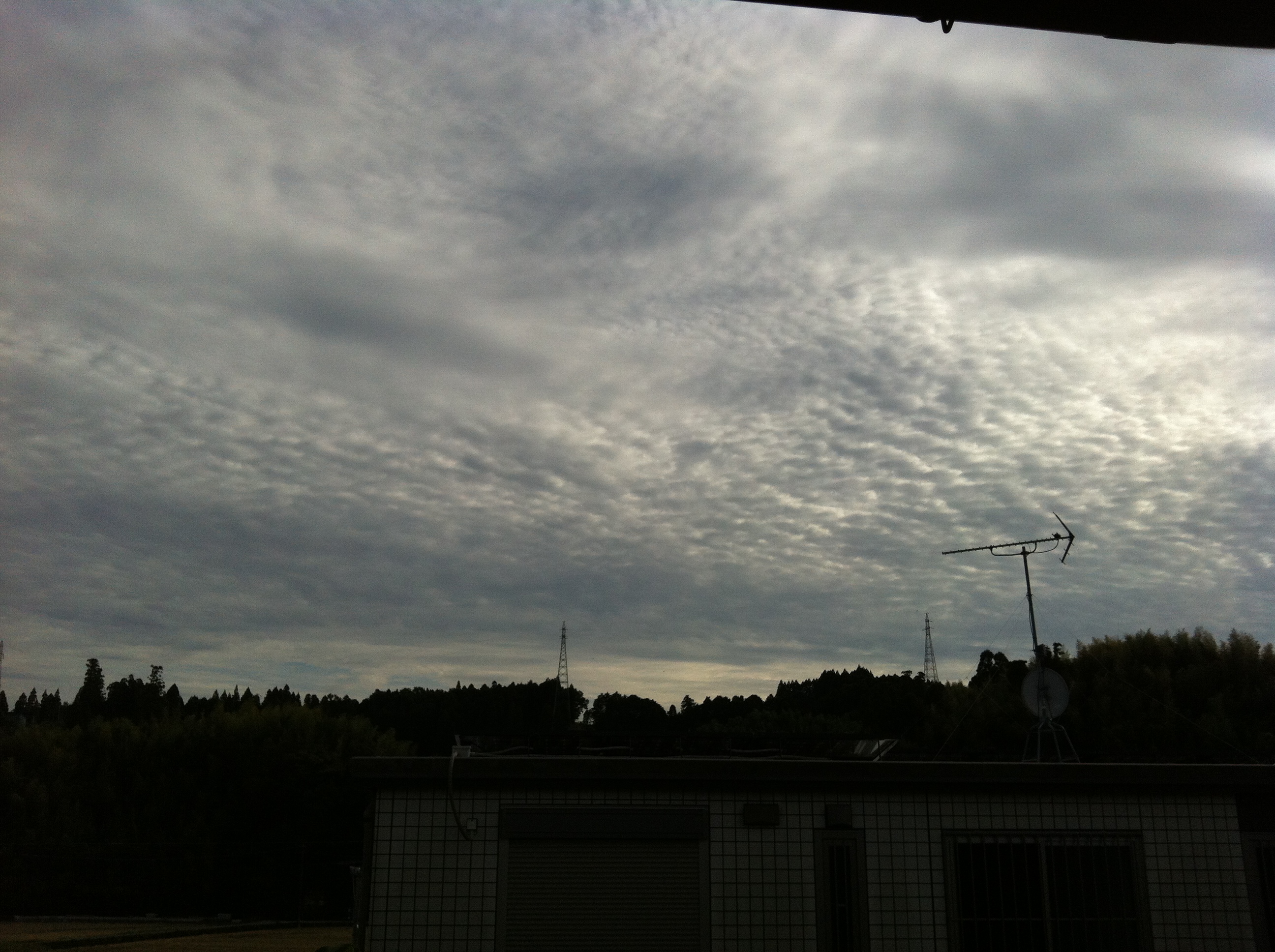 No.13072-1 地震雲