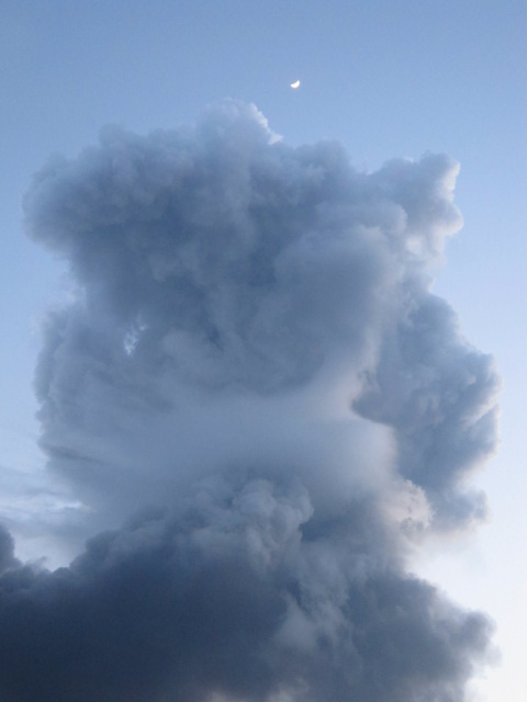 No.13152-1 地震雲