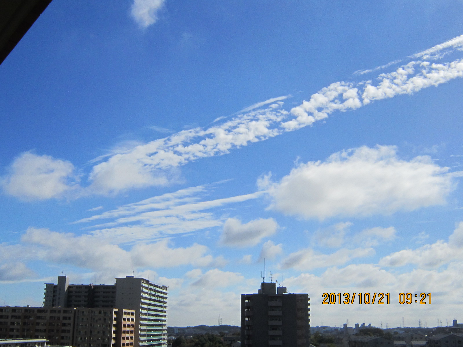 No.13195-1 地震雲