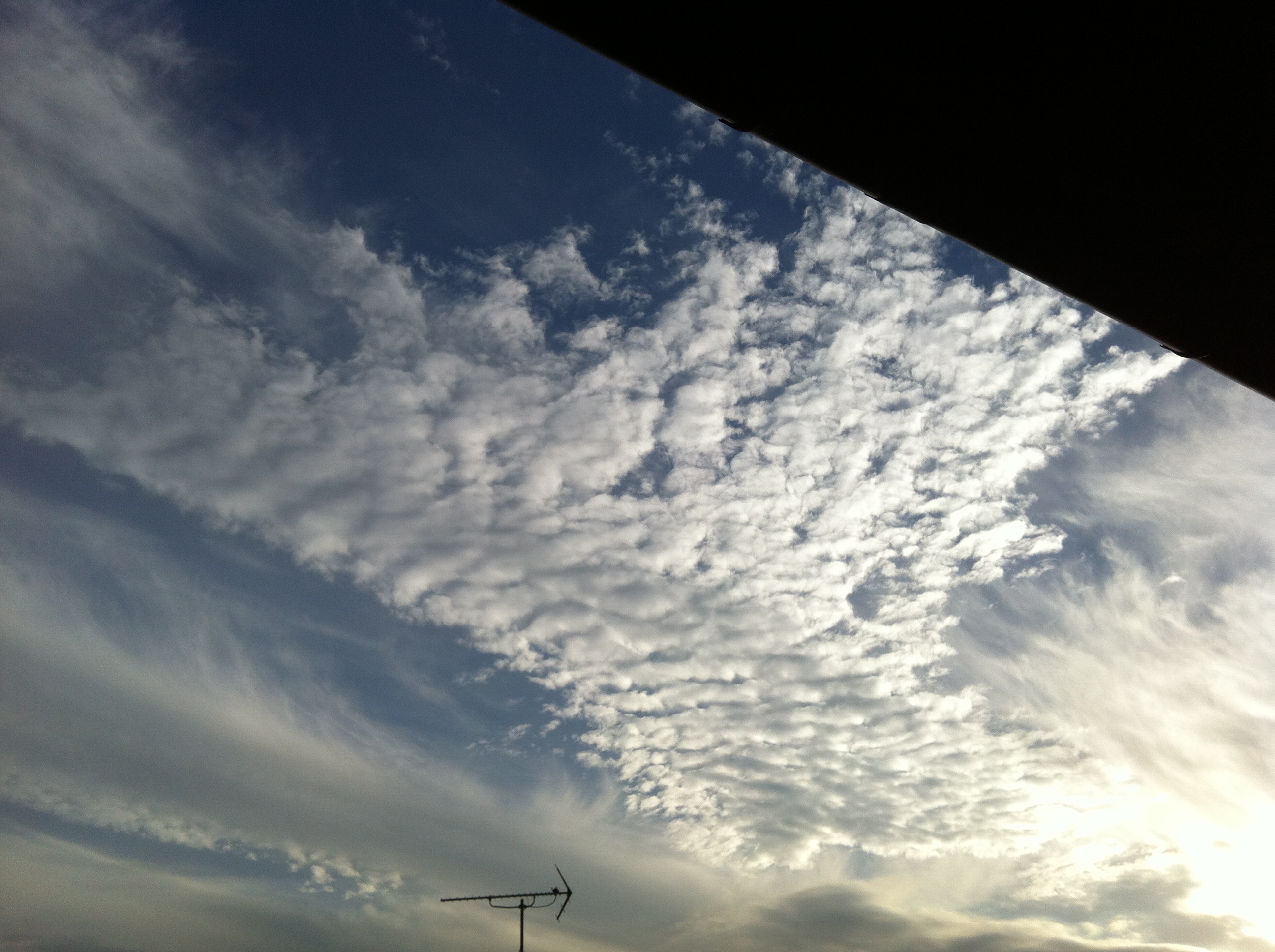 No.13618-1 地震雲