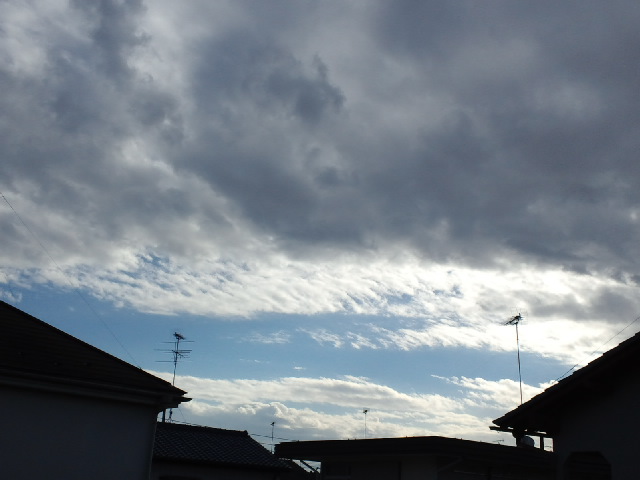 No.13653-1 地震雲