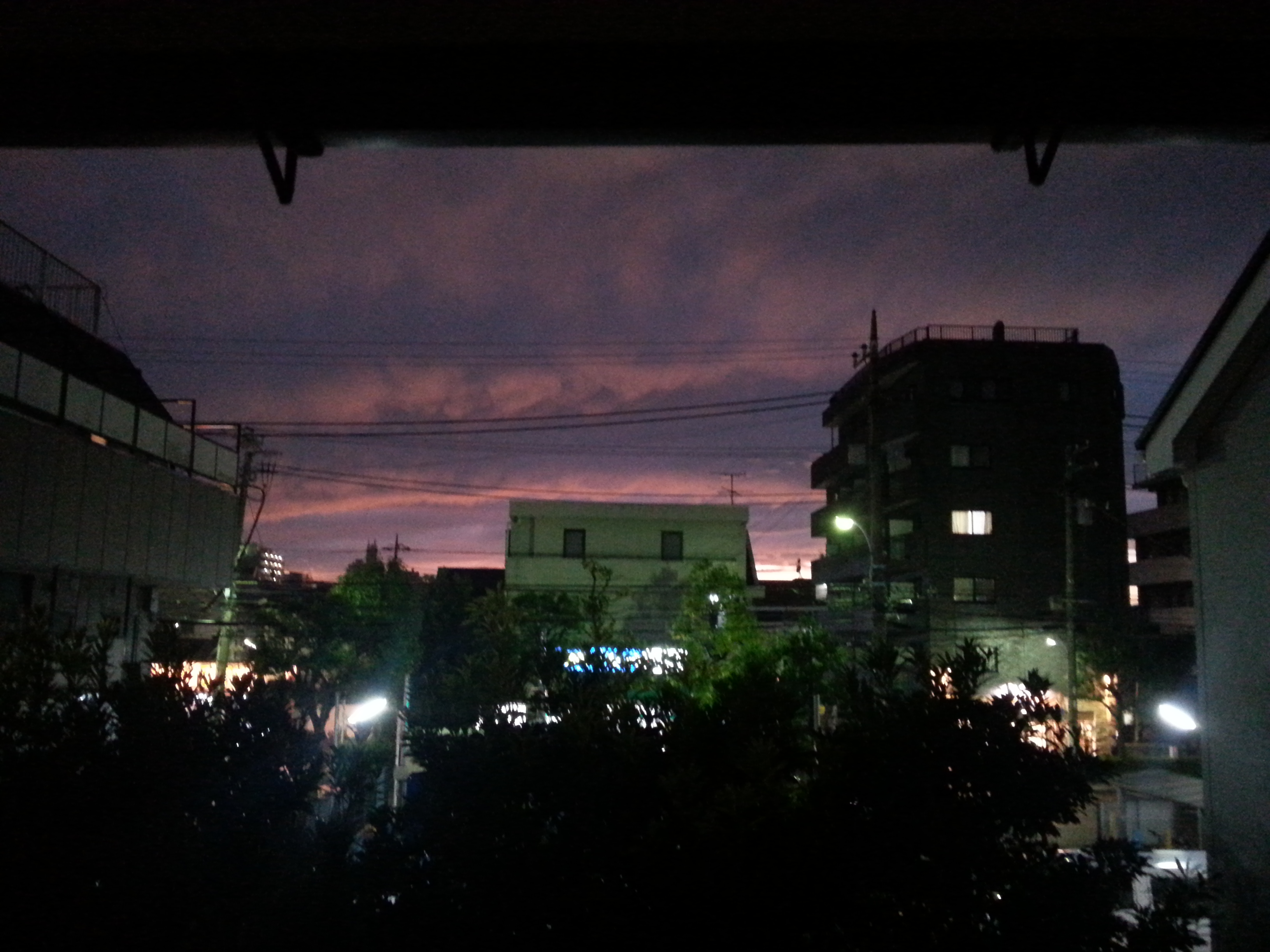 No.13699-1 地震雲