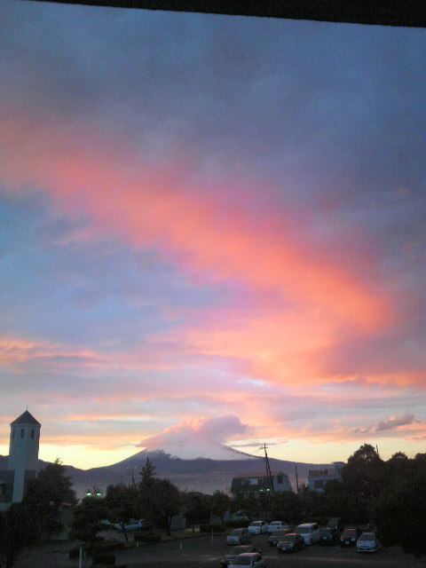 No.13700-1 地震雲