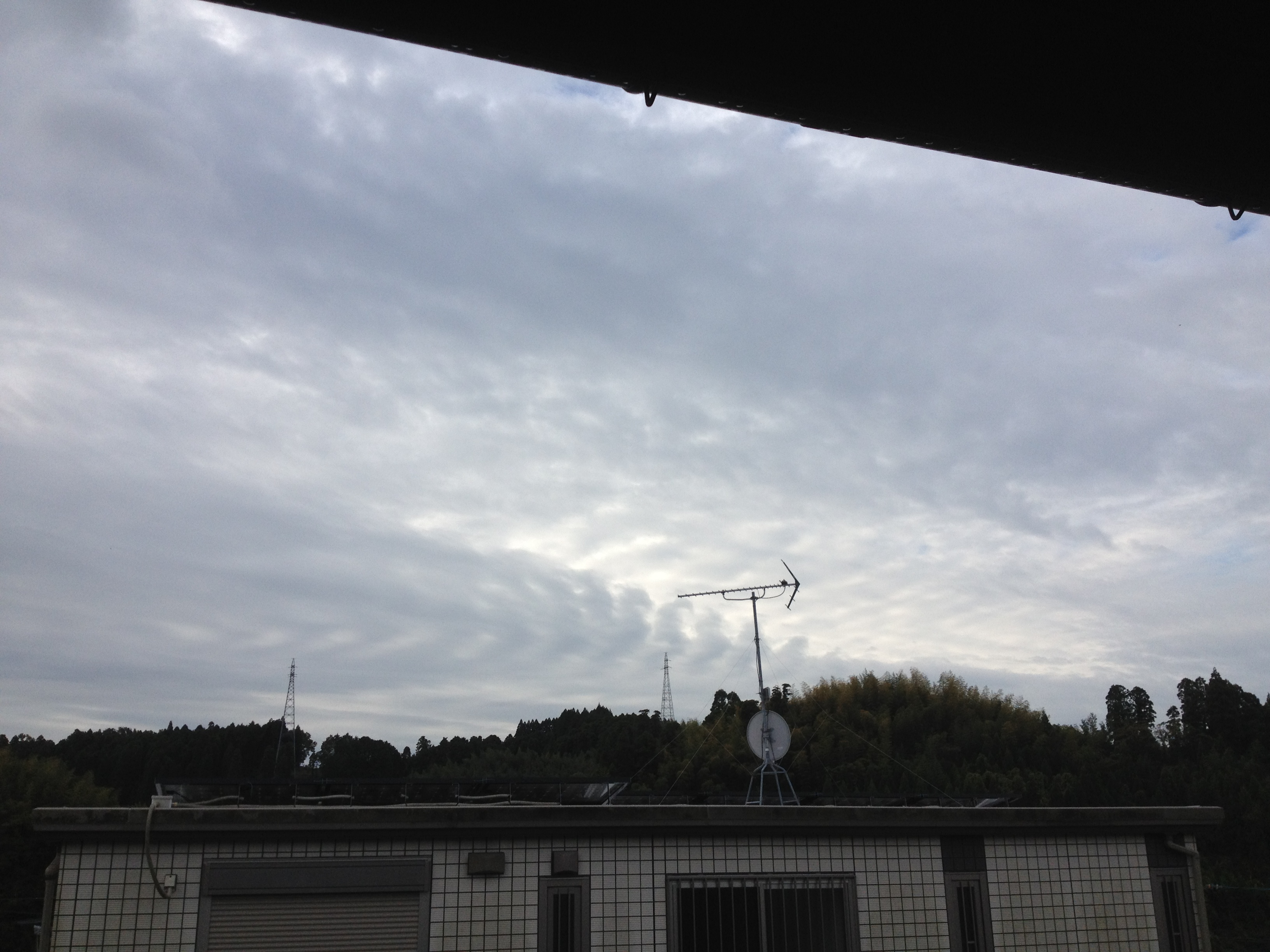 No.13747-1 地震雲