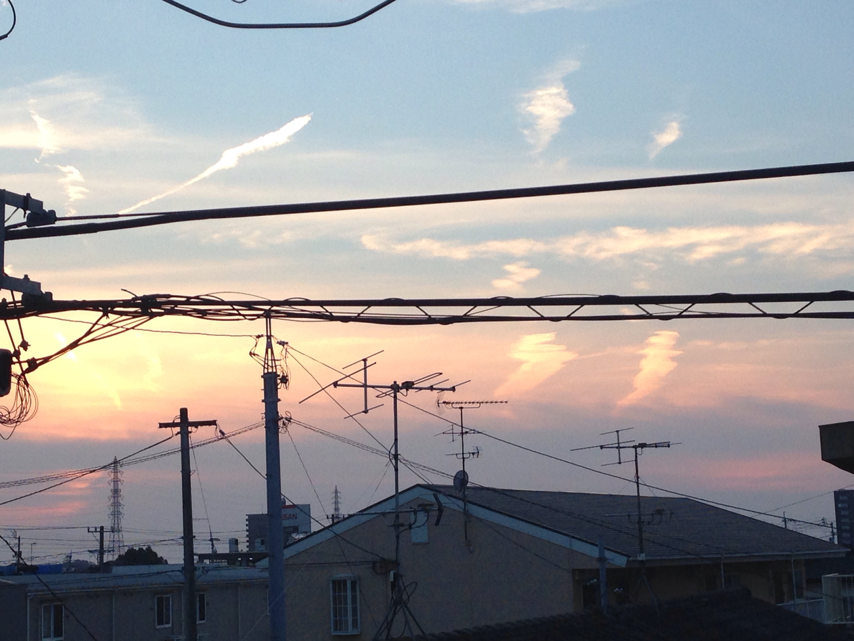 No.13890-1 地震雲