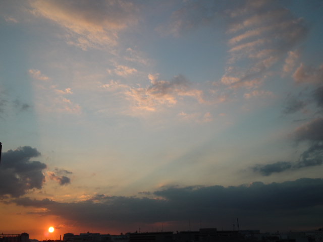 No.13999-1 地震雲