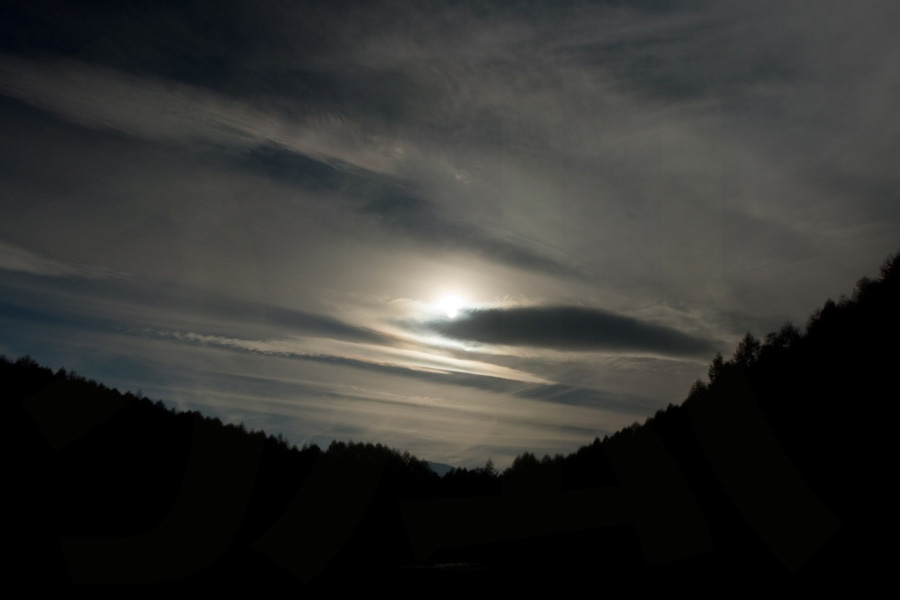 No.14098-1 地震雲