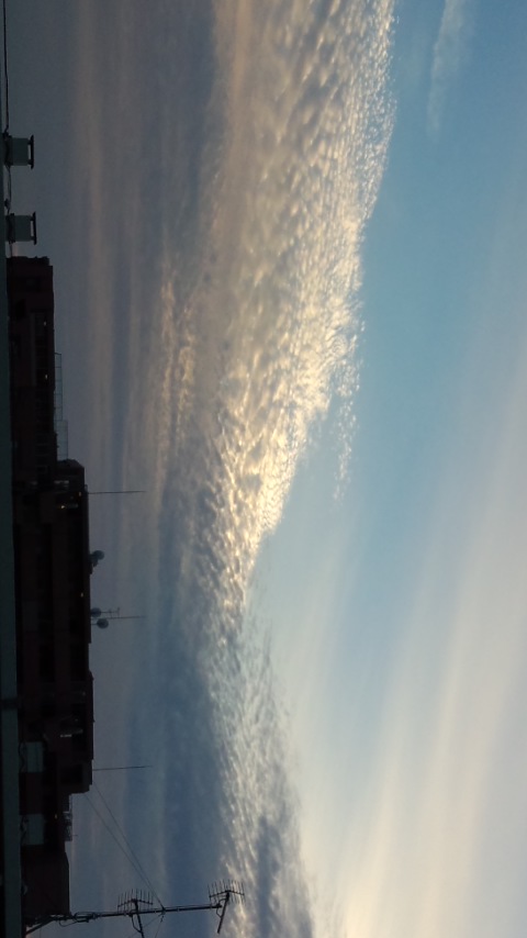 No.14617-1 地震雲