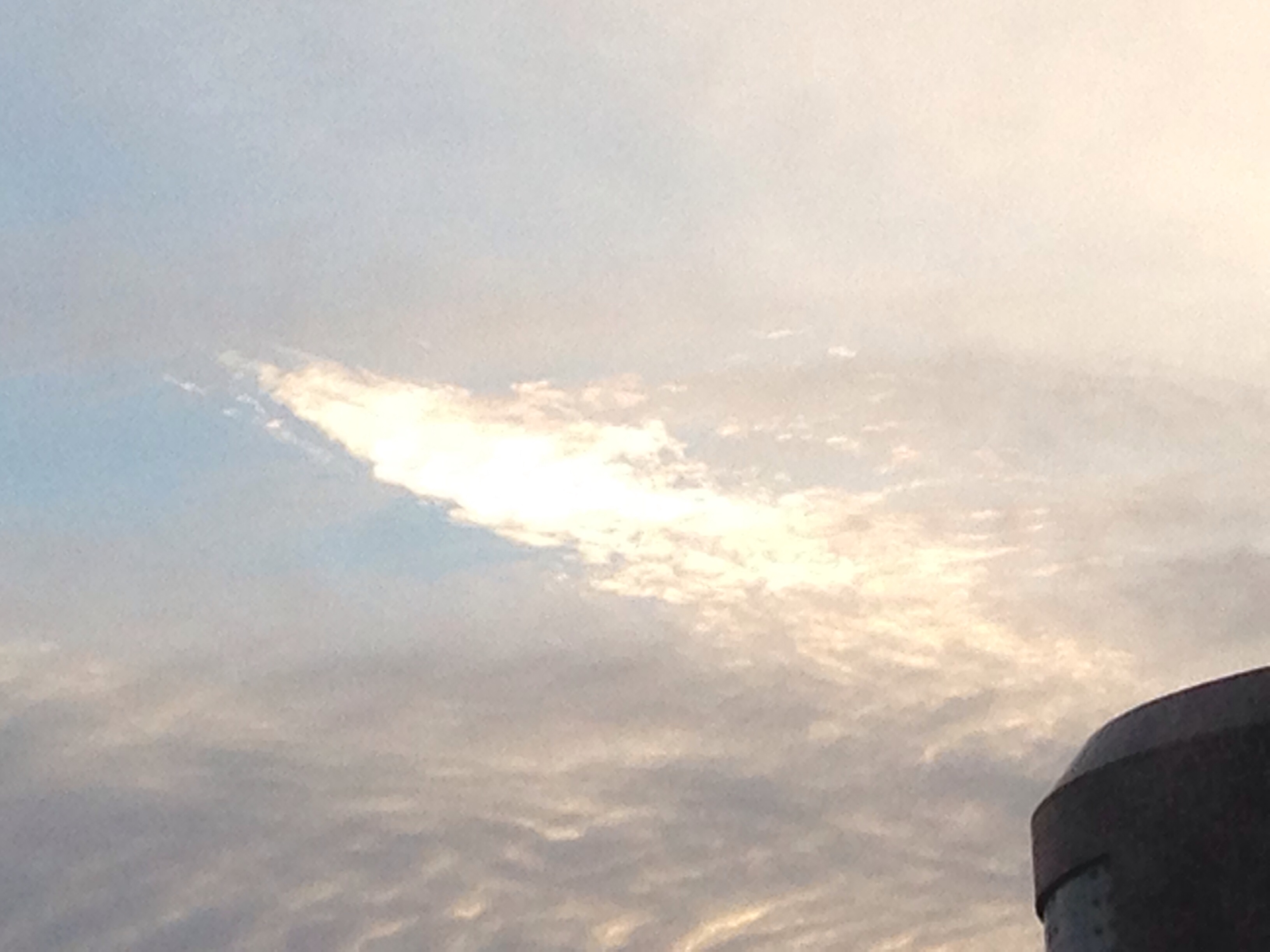 No.14636-1 地震雲