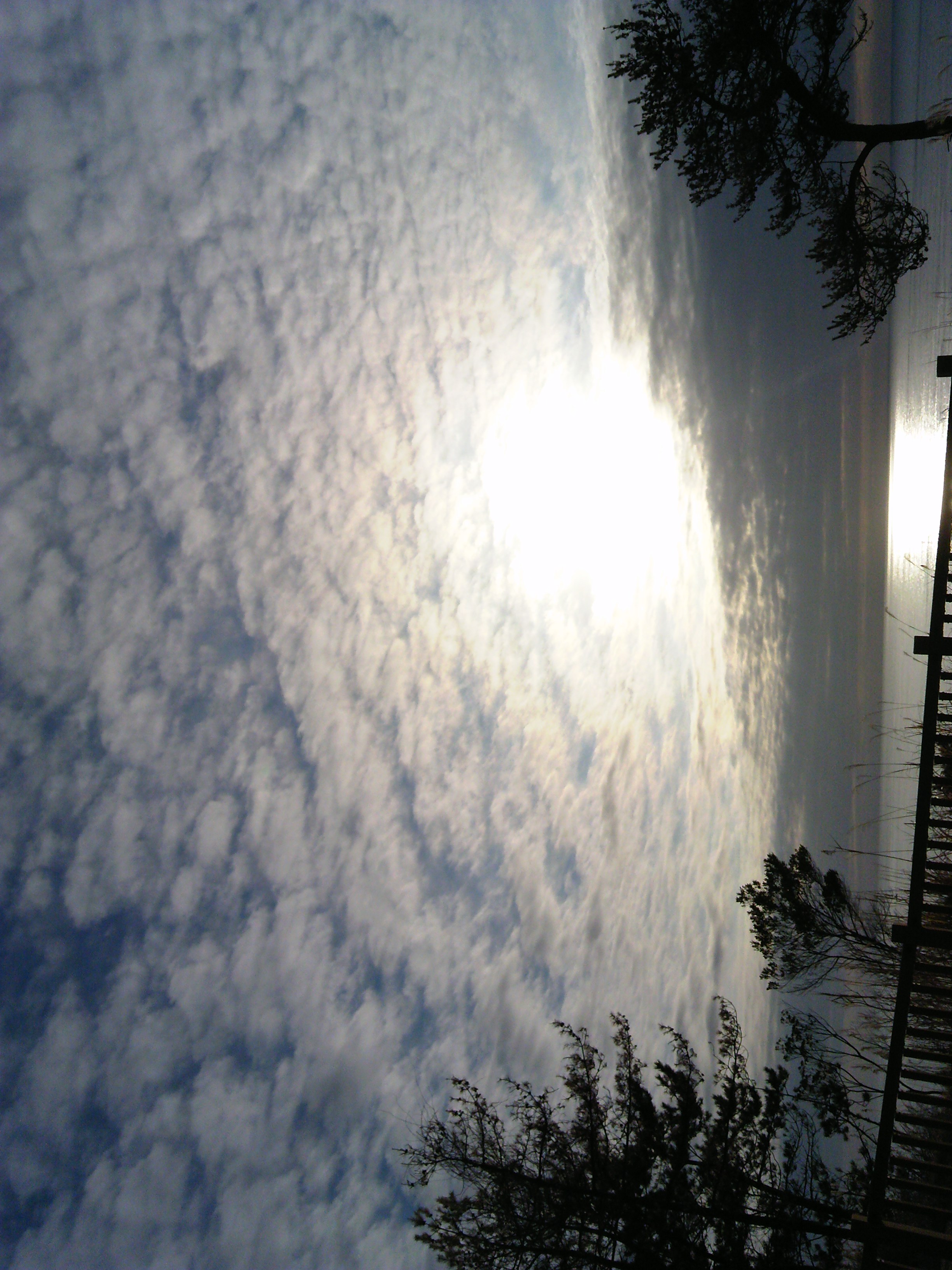 No.14975-1 地震雲