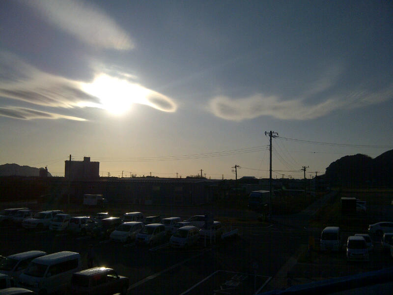 No.15017-1 地震雲