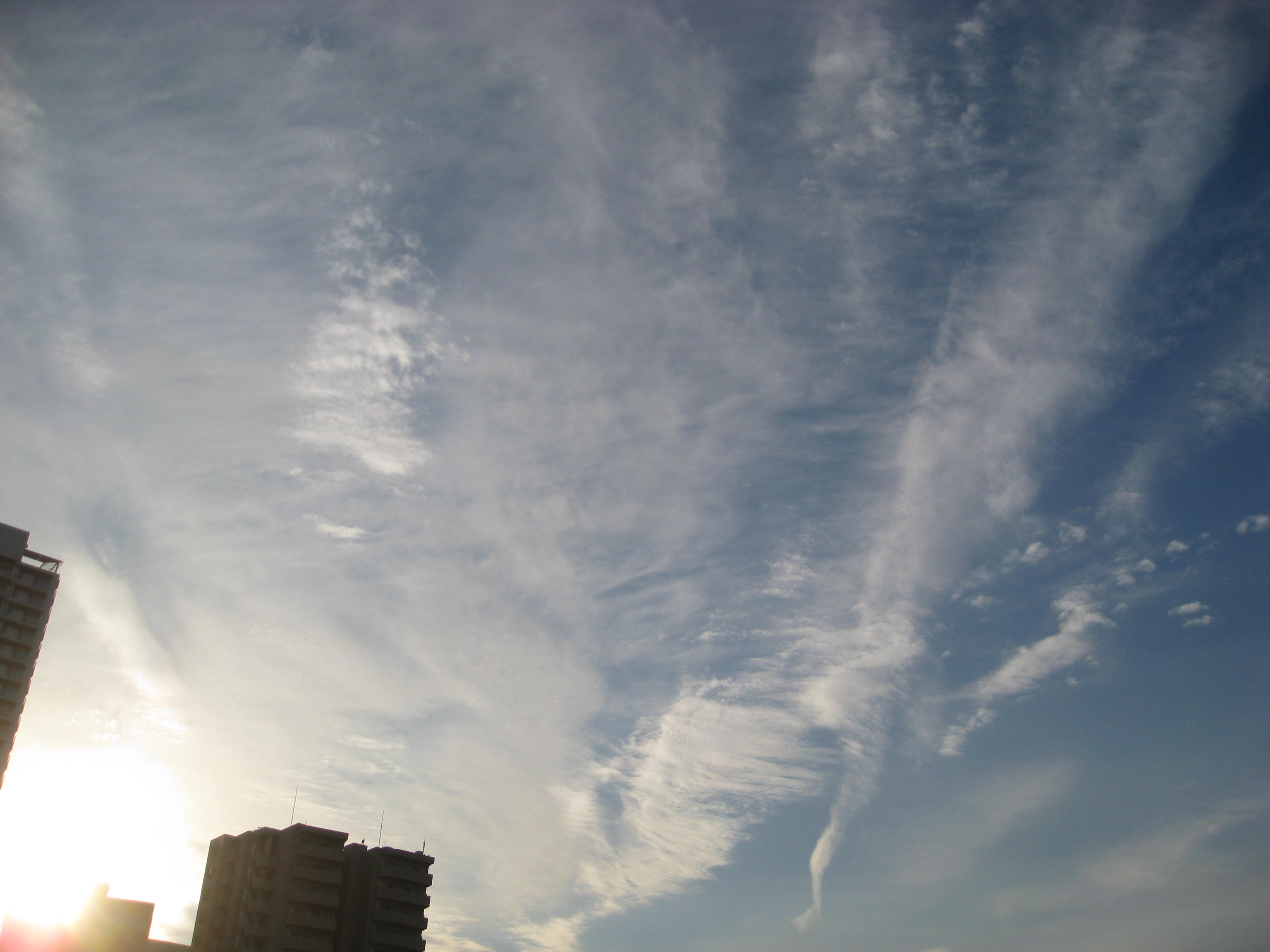 No.15151-1 地震雲