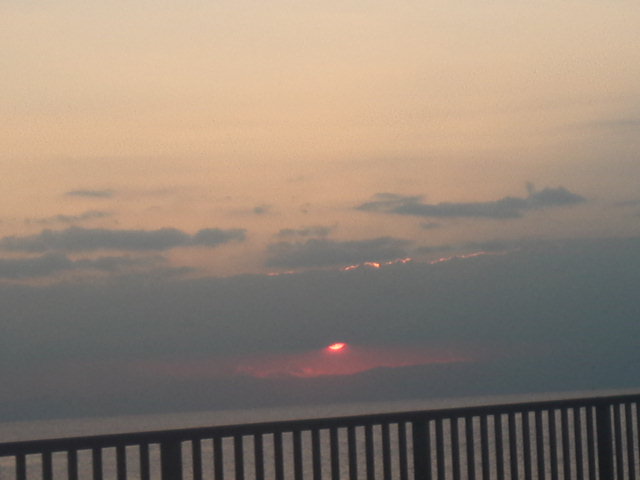 No.15381-1 地震雲