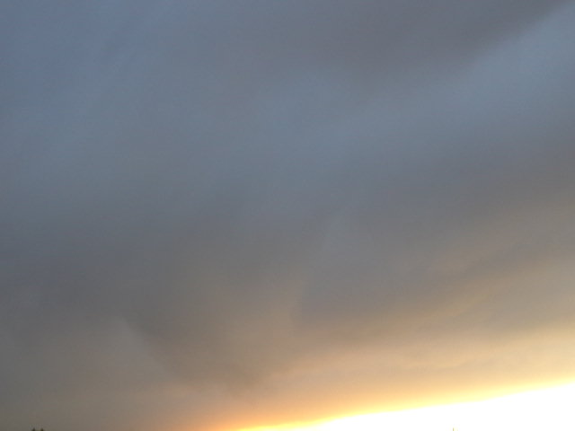 No.15514-1 地震雲