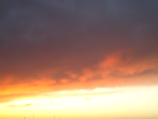 No.15515-1 地震雲