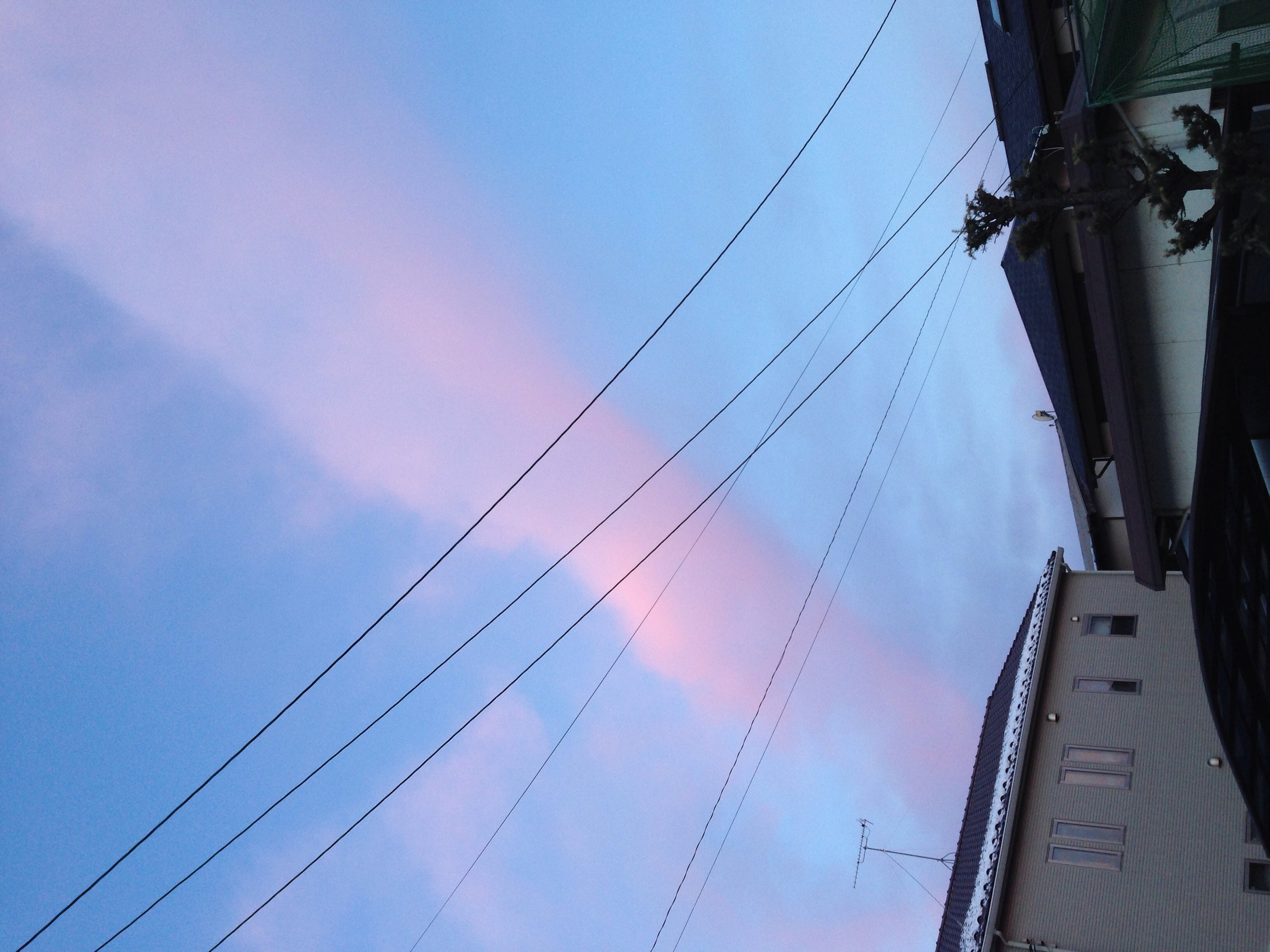 No.15702-1 地震雲