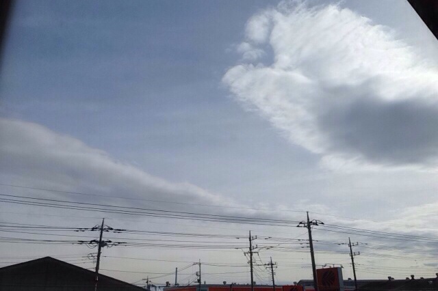 No.15844-1 地震雲