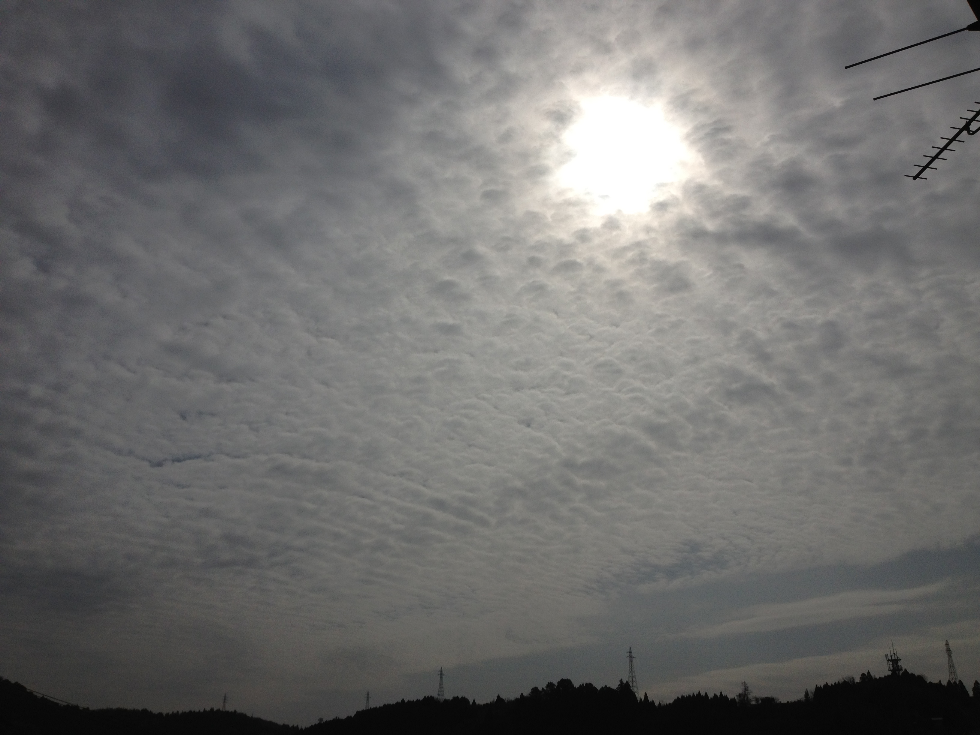 No.15890-1 地震雲