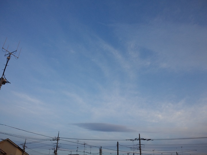 No.15906-1 地震雲