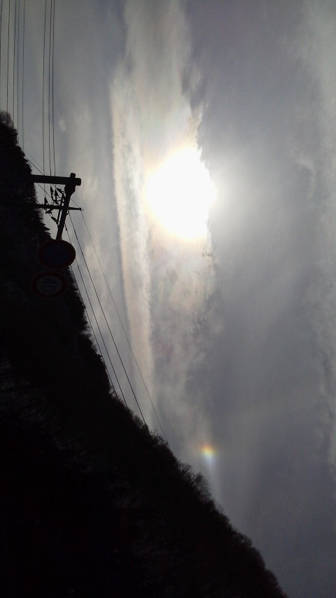 No.15918-1 地震雲