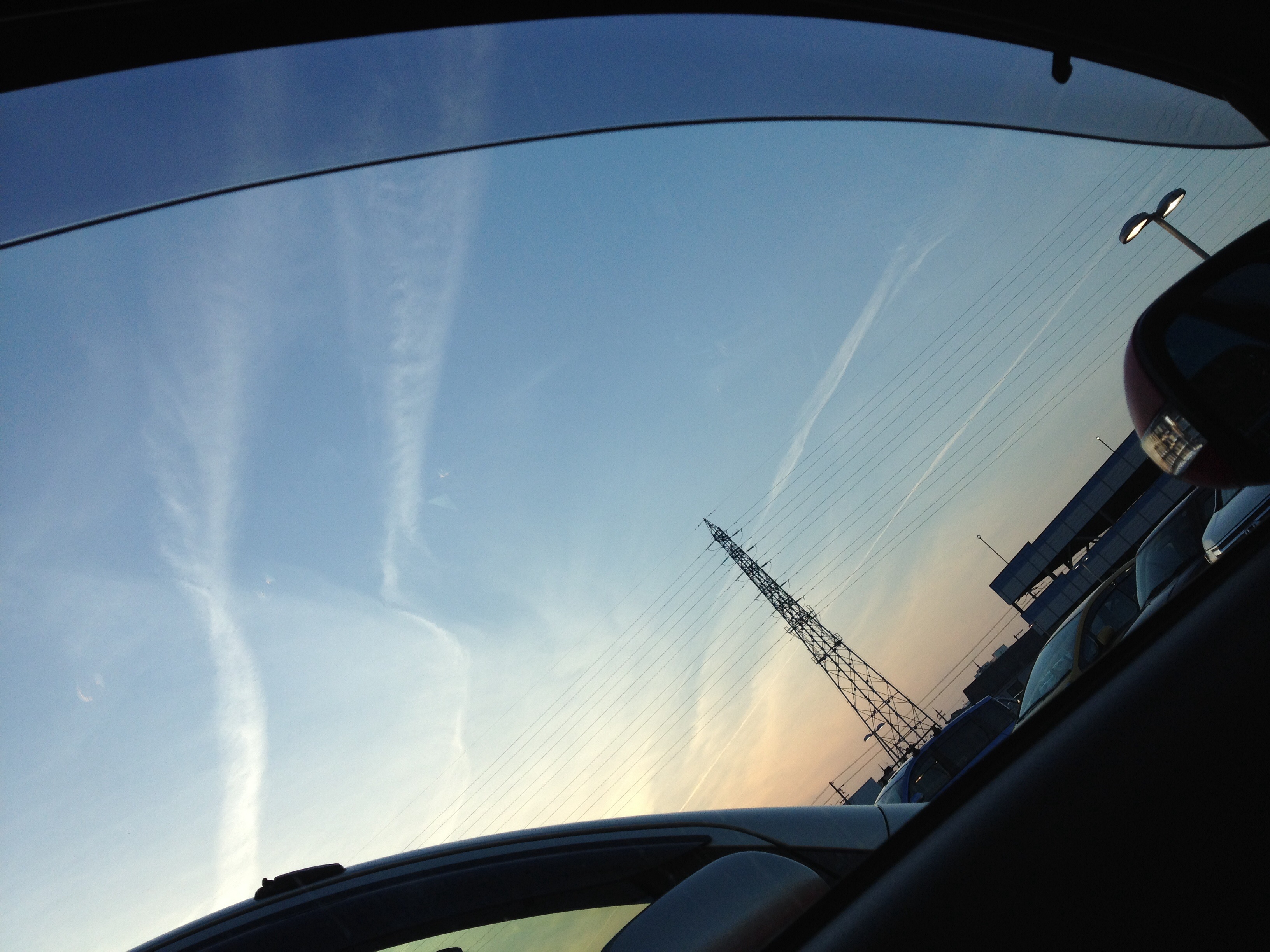 No.16598-1 地震雲