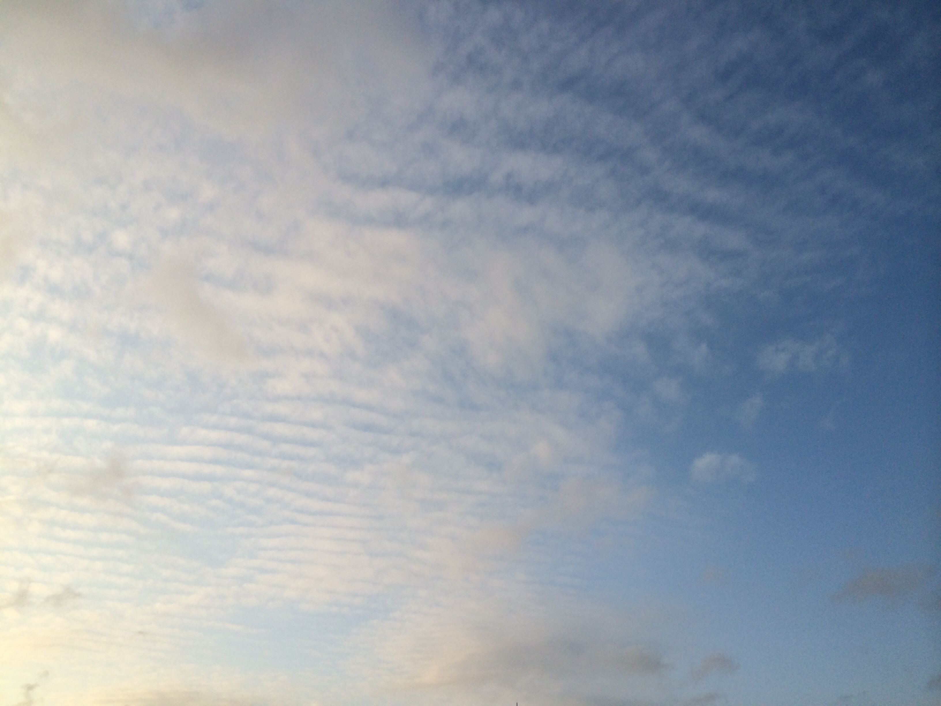 No.16984-1 地震雲