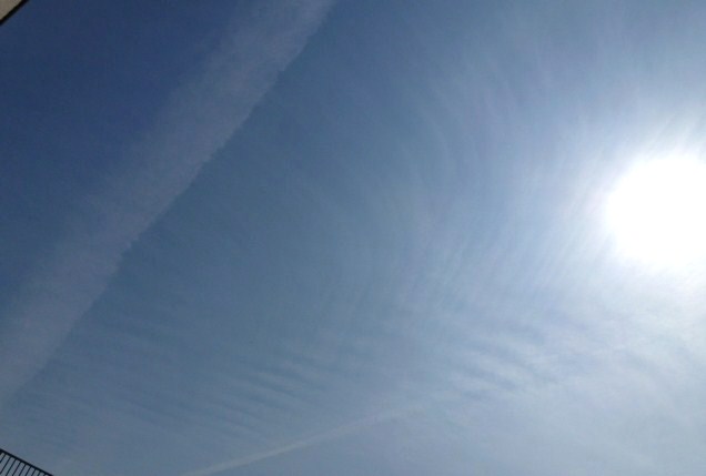 No.17477-1 地震雲