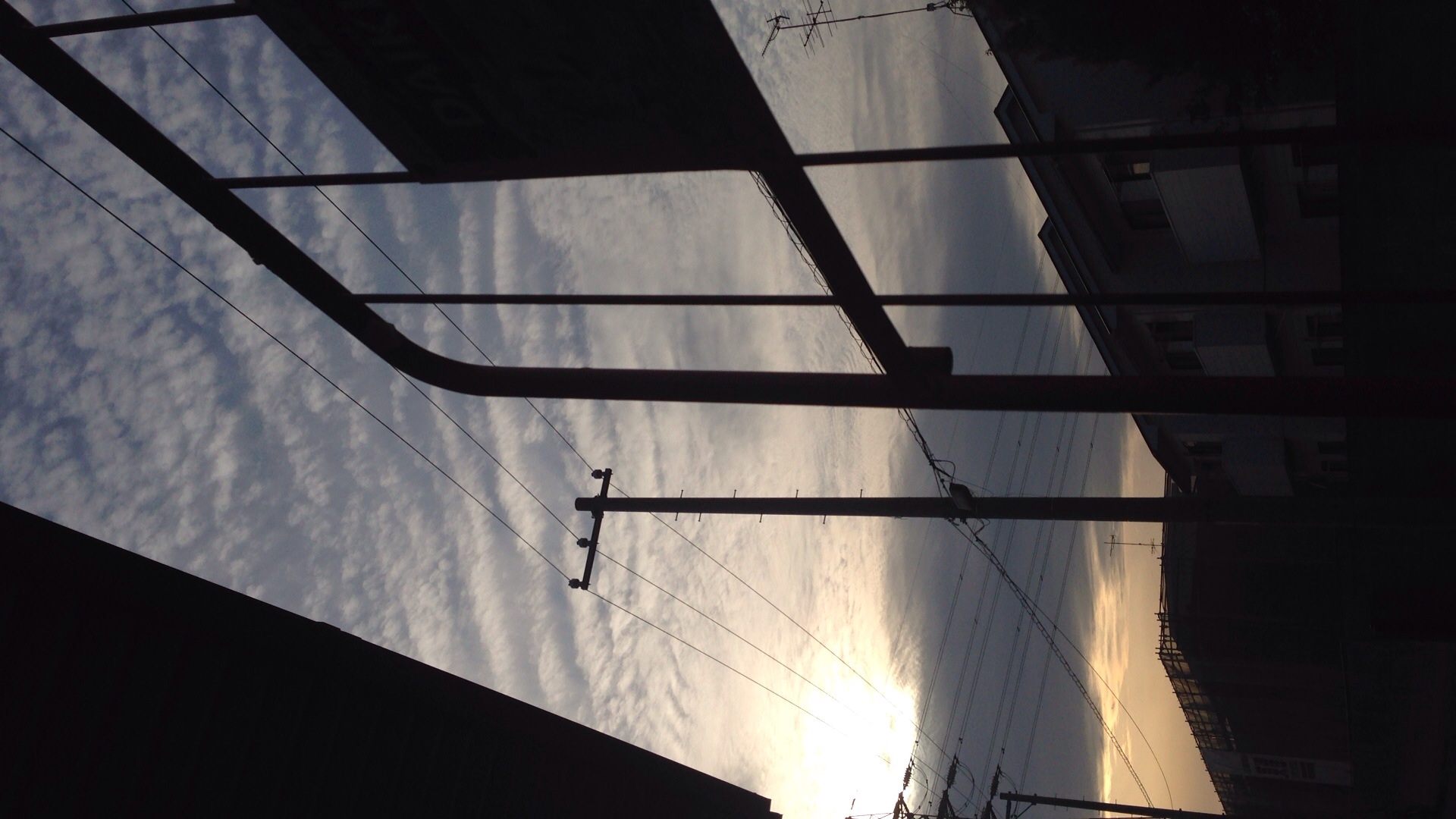 No.17546-1 地震雲