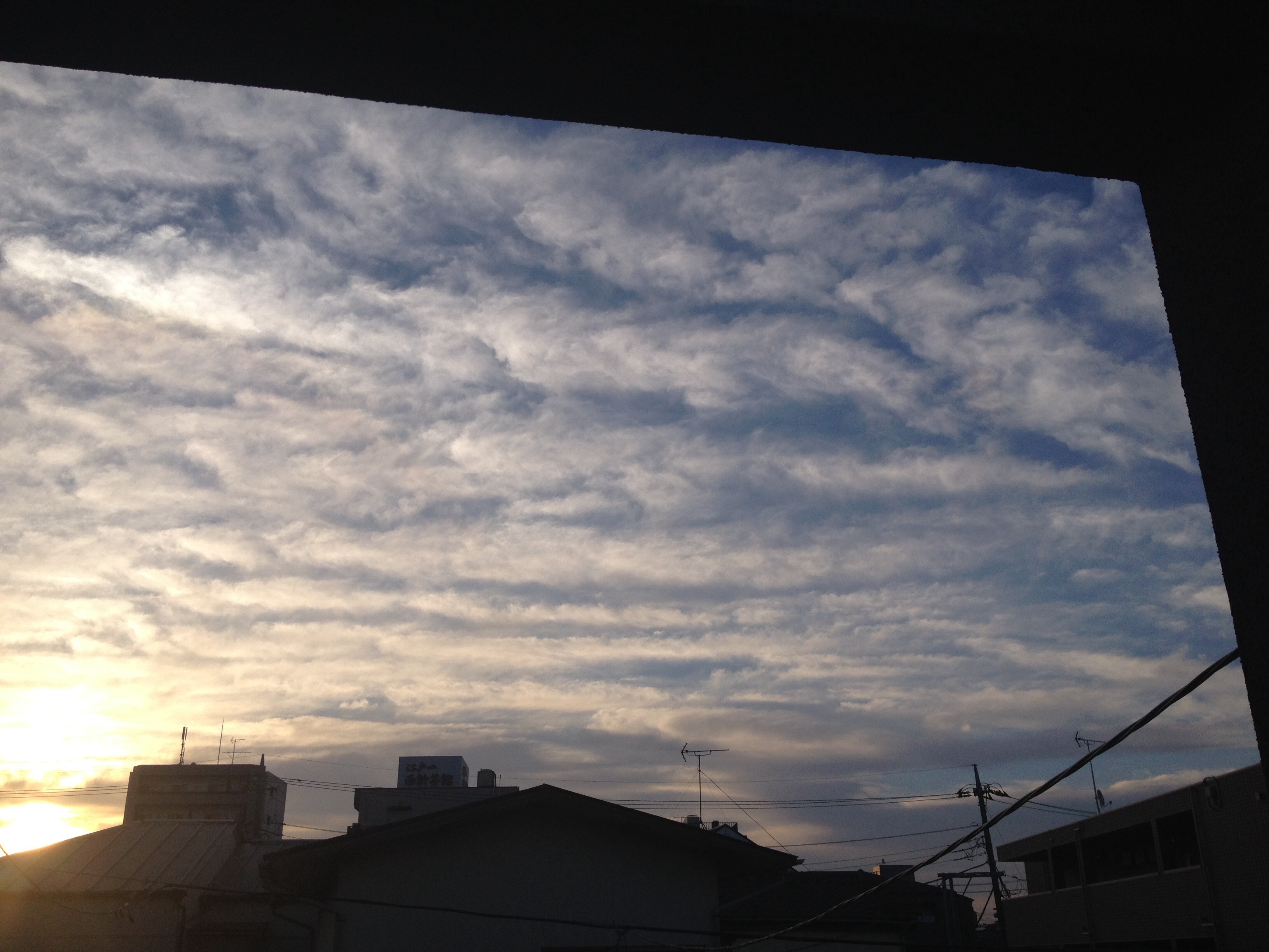 No.17998-1 地震雲